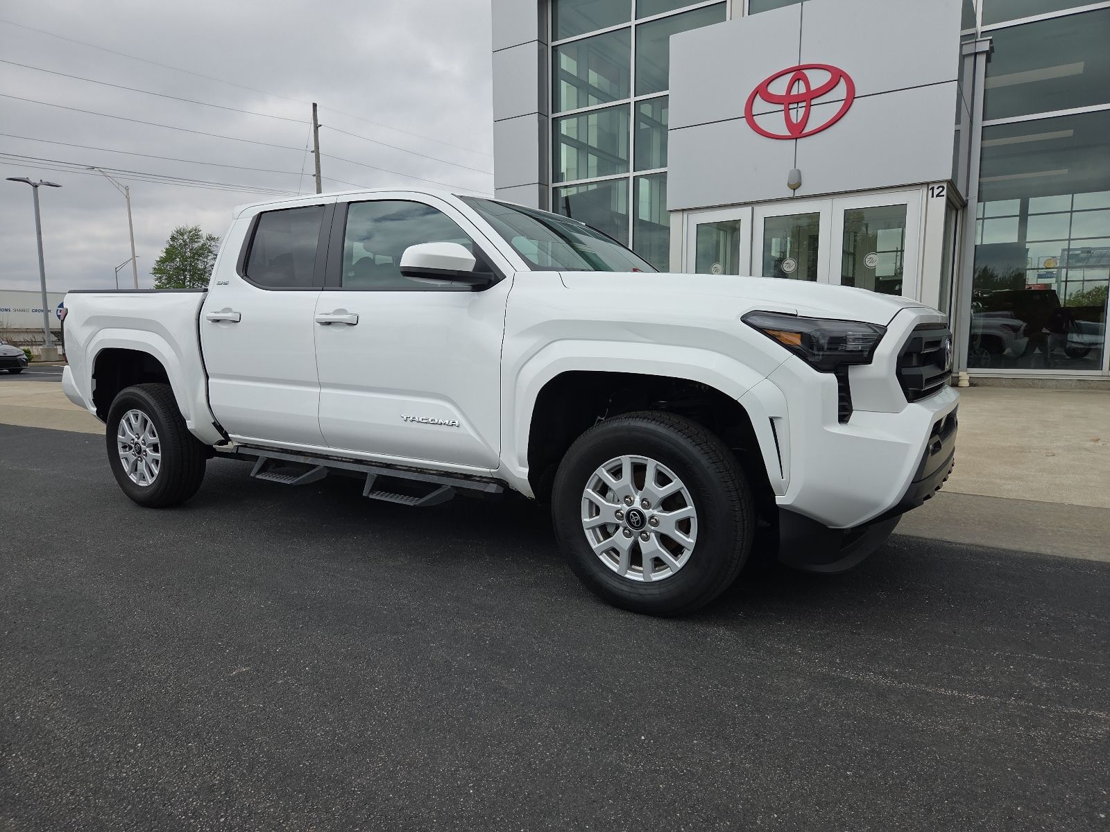2024 Toyota Tacoma SR5