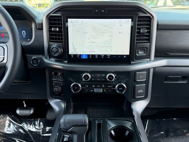 Used 2026 Agate Black Metallic Ford XLT image 28