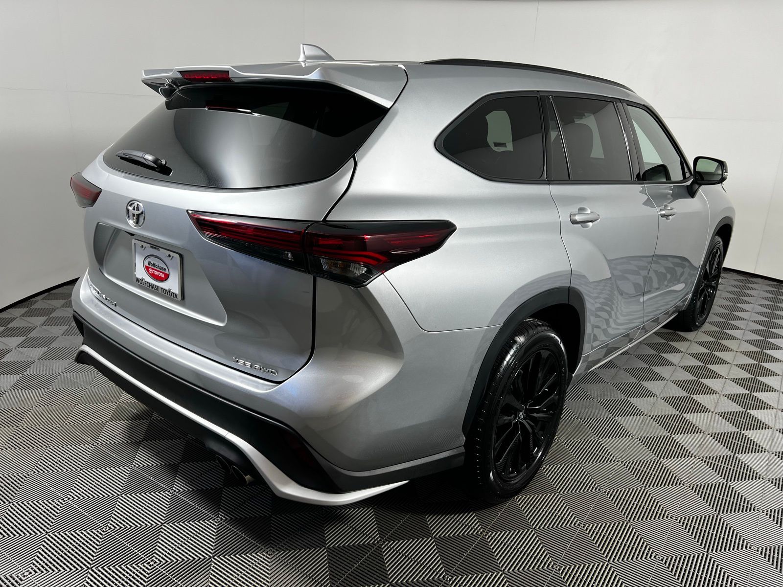 Thumbnail: 2025 Toyota Highlander - 5