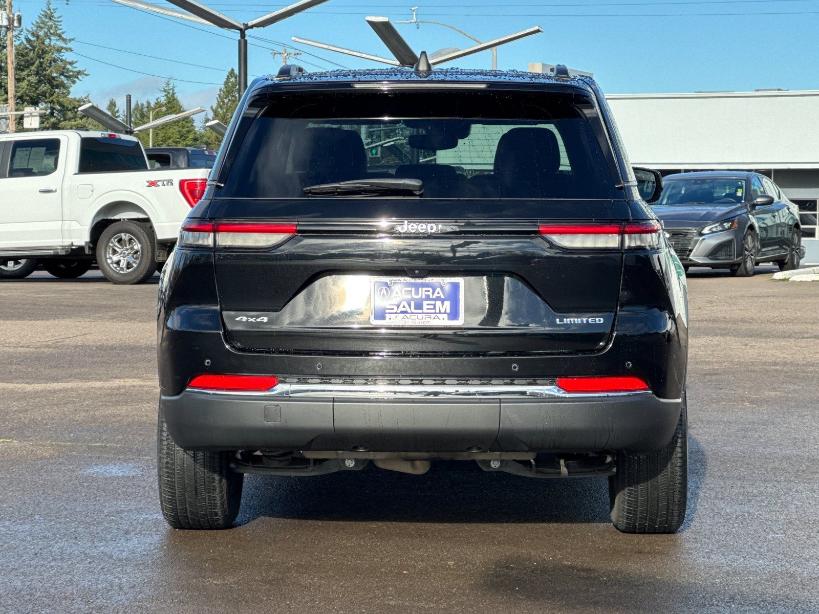 used 2023 Jeep Grand Cherokee car, priced at $25,998