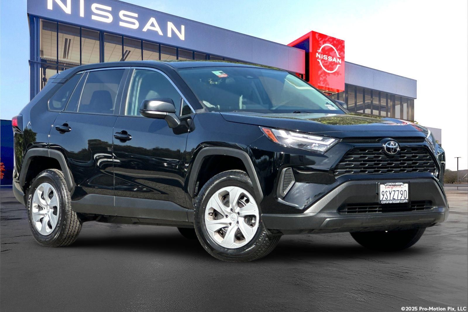 2025 Toyota RAV4 LE AWD