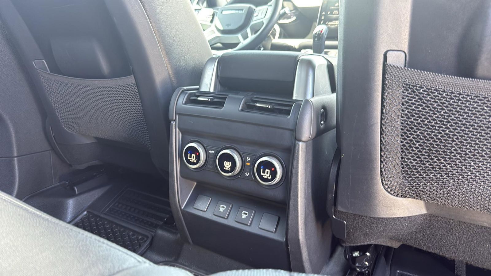 Used Car 2024 Land Rover Defender 130  X-dynamic Se For Sale Under $80,000 In Austin, Texas