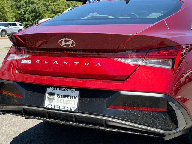 Used 2024 Red Hyundai SEL image 35