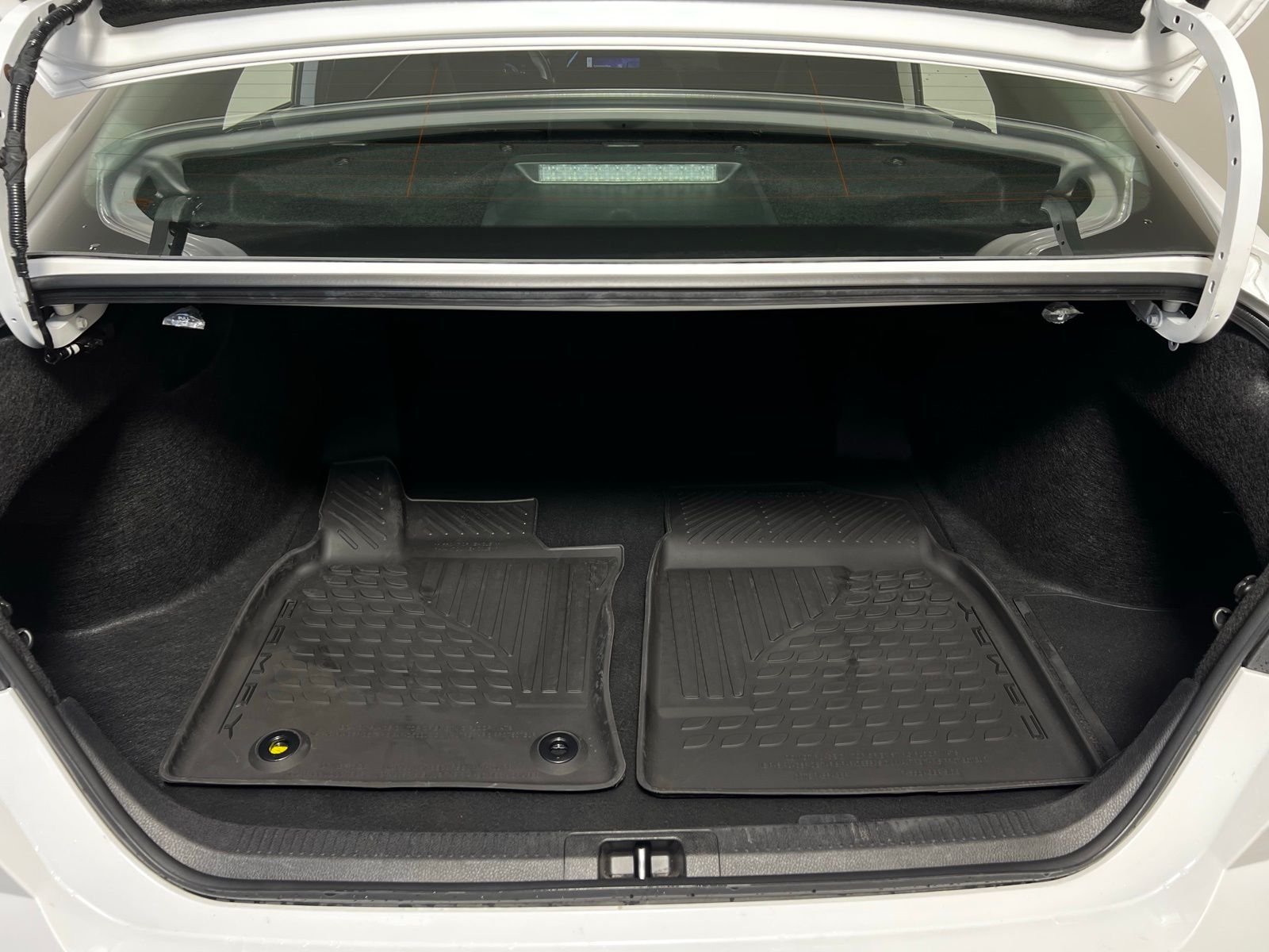 Thumbnail: 2025 Toyota Camry - 23