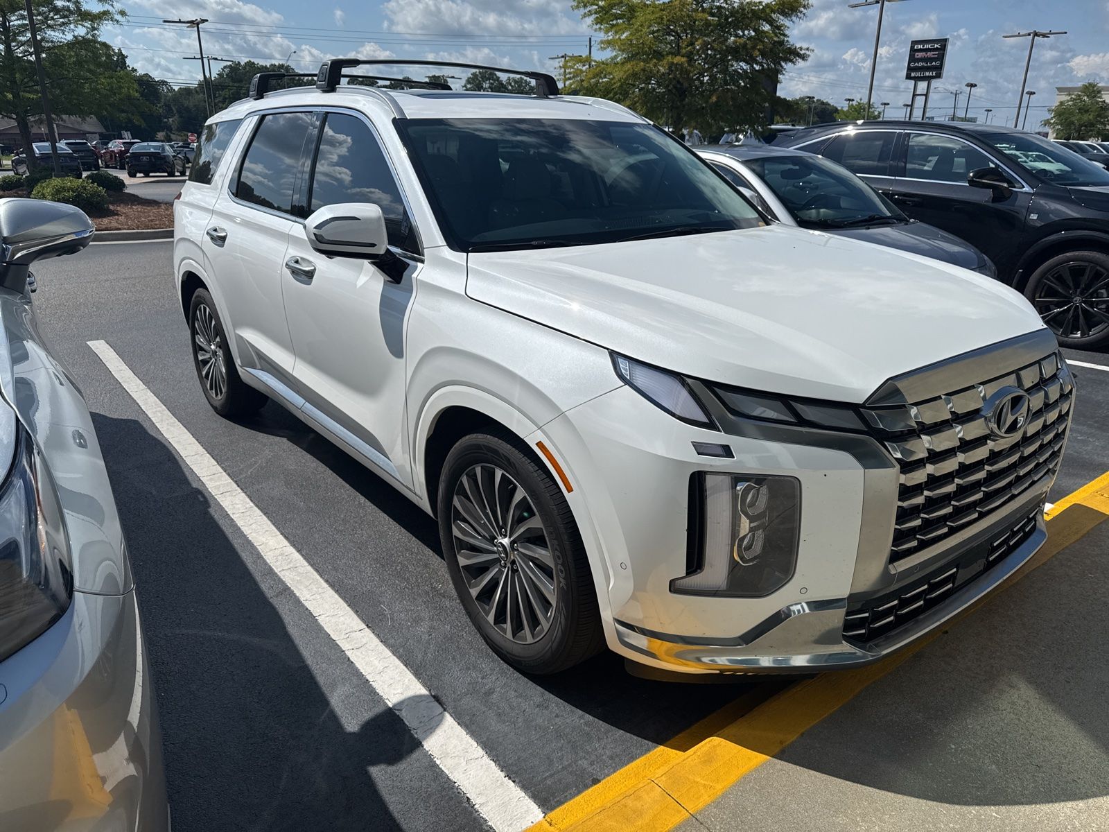 White 2024 Hyundai Palisade Calligraphy FWD SUV / Crossover Front-Wheel Drive 8-Speed Automatic