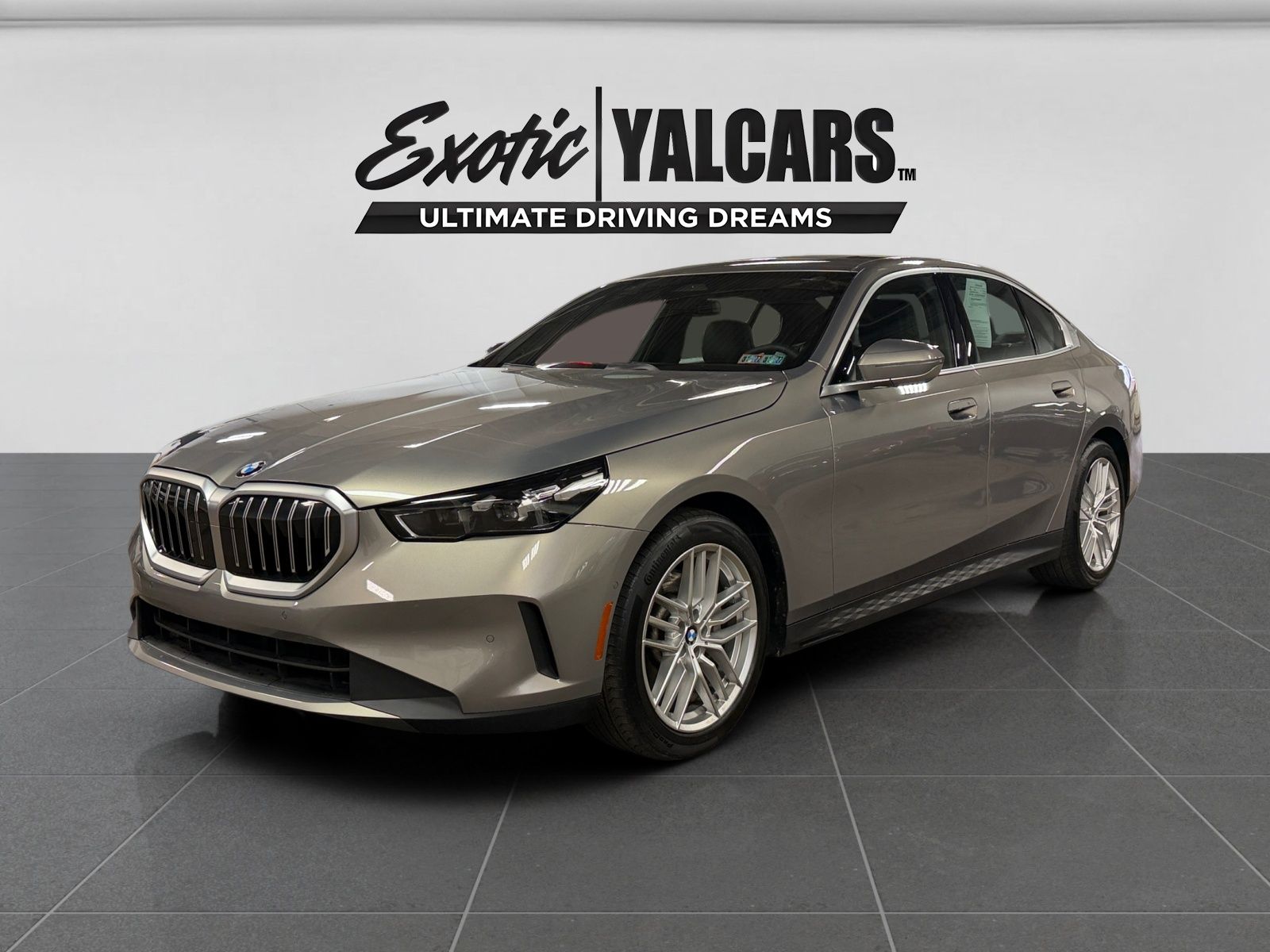 Gray Metallic 2024 BMW 5 Series 530i xDrive AWD Sedan All-Wheel Drive 8-Speed Automatic