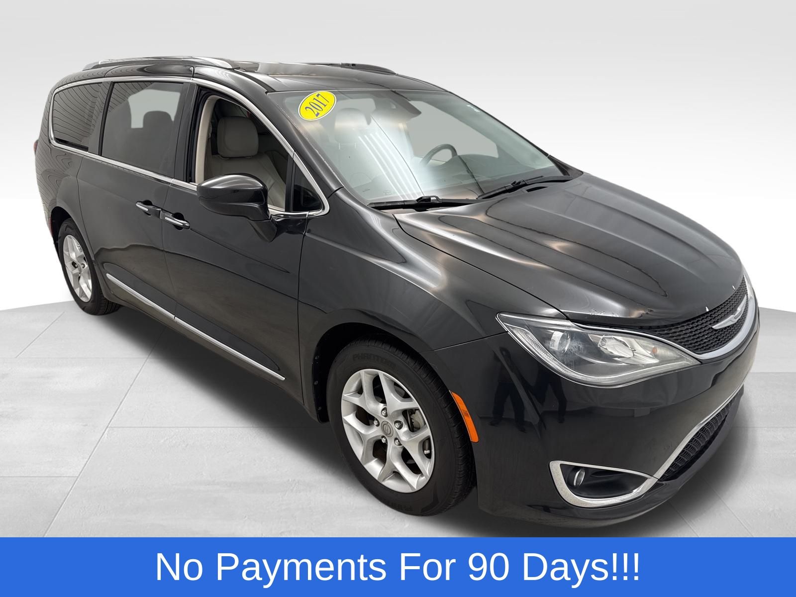 2017 Chrysler Pacifica Touring L Plus