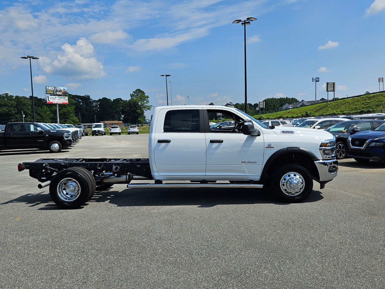 2025 Ram 3500 Tradesman photo 9