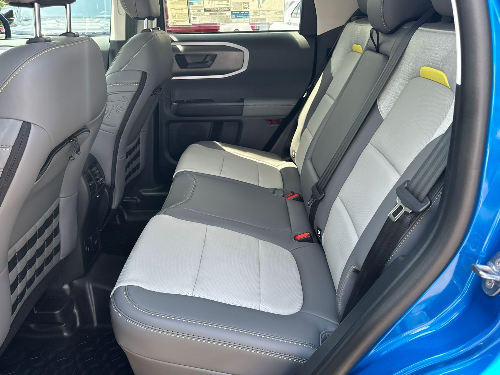 New 2026 Velocity Blue Metallic Ford Badlands® image 22