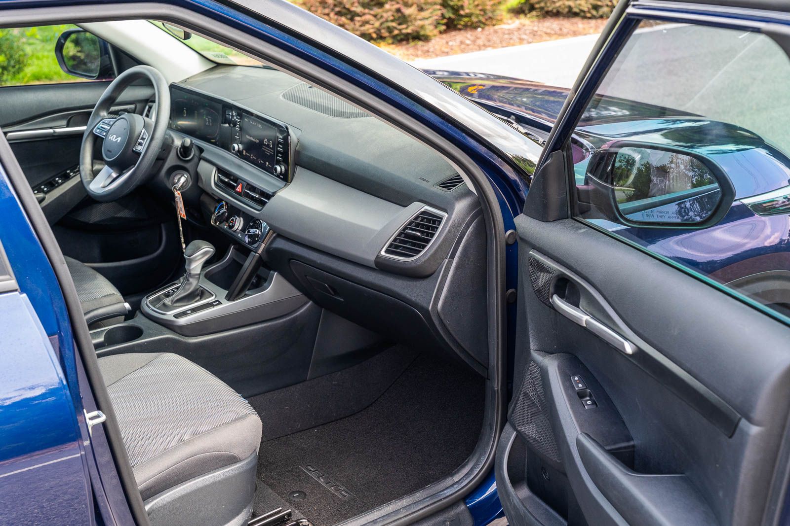 Used 2025 Kia Seltos SUV