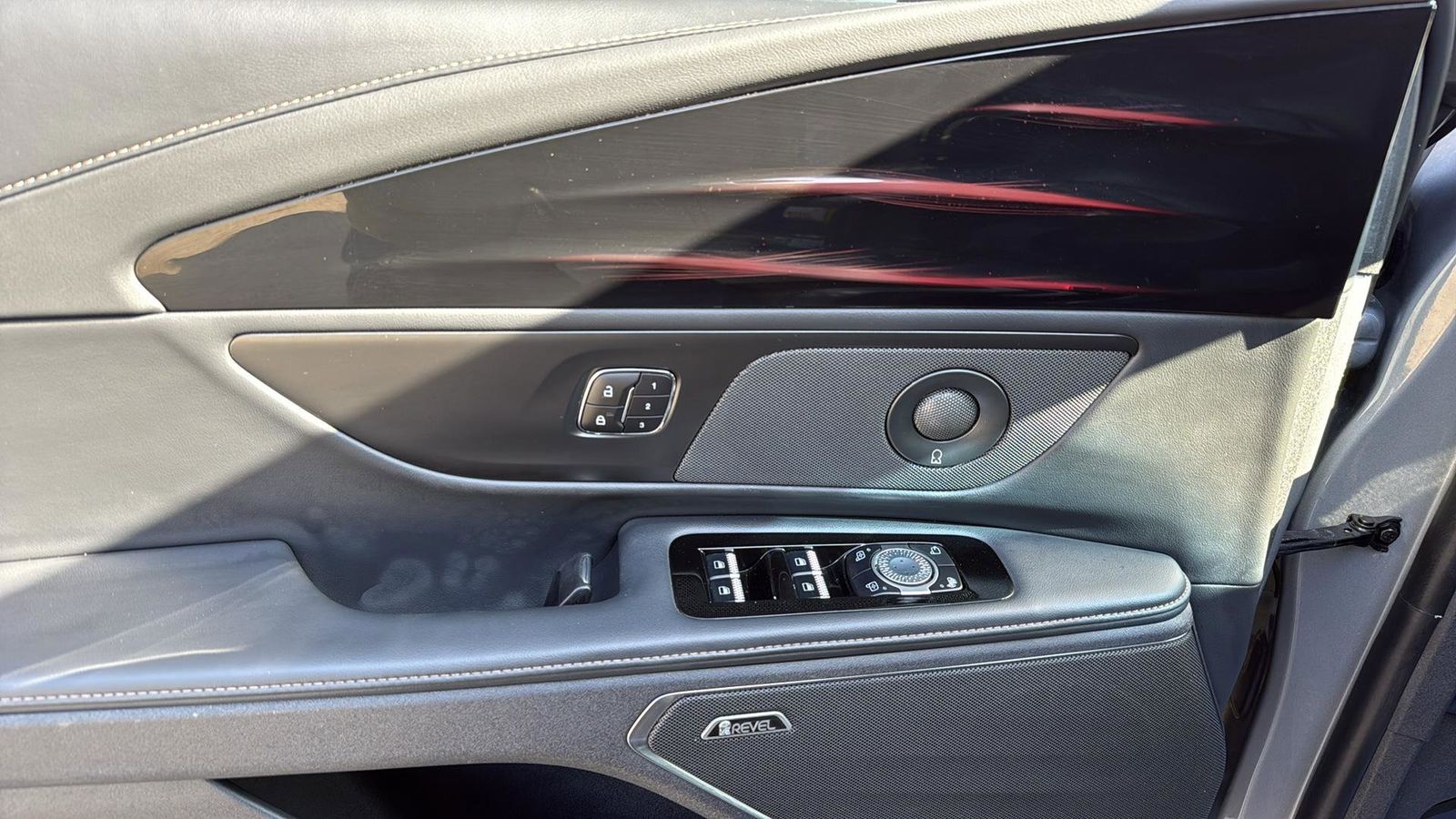 Used Car 2024 Lincoln Nautilus  Reserve For Sale Under $60,000 In Austin, Texas