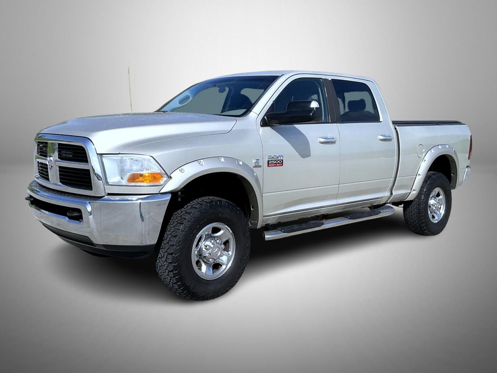 Light Graystone Pearlcoat 2010 Dodge RAM 2500 SLT Crew Cab 4WD Pickup Truck Four-Wheel Drive 6-Speed Automatic
