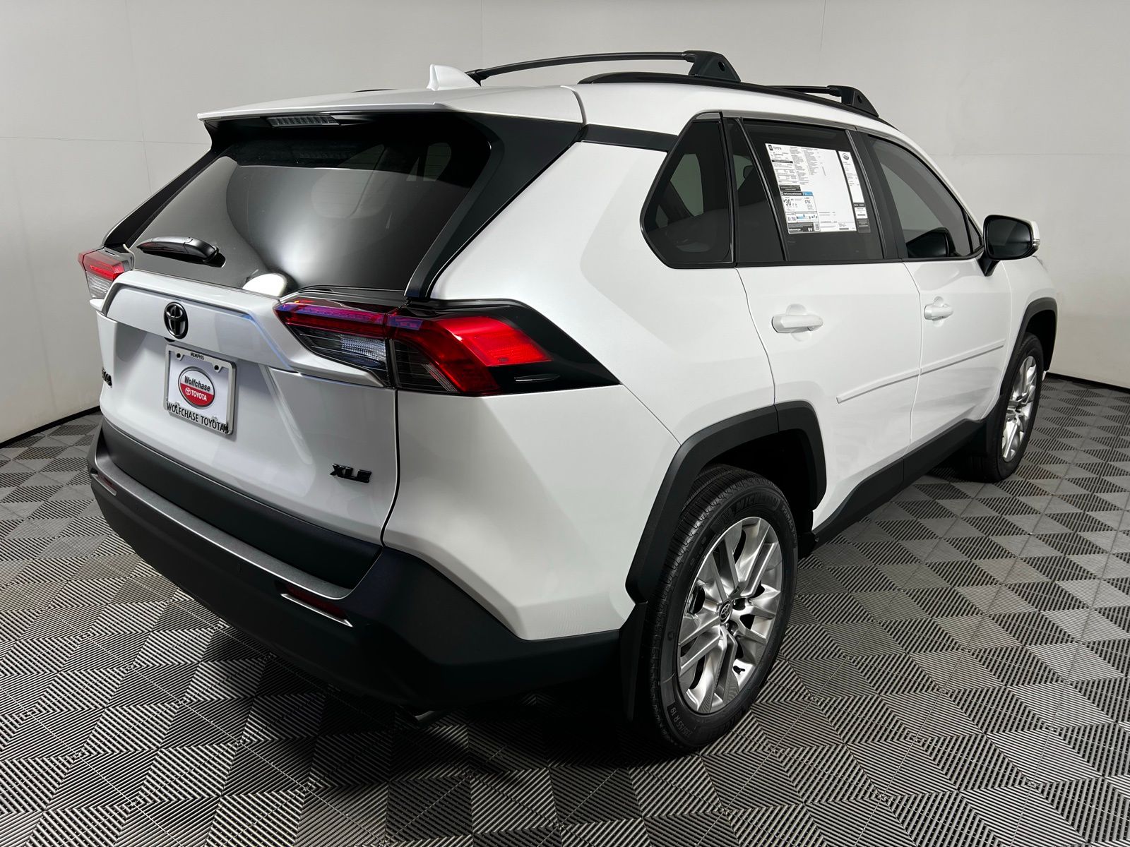 Thumbnail: 2025 Toyota RAV4 - 5