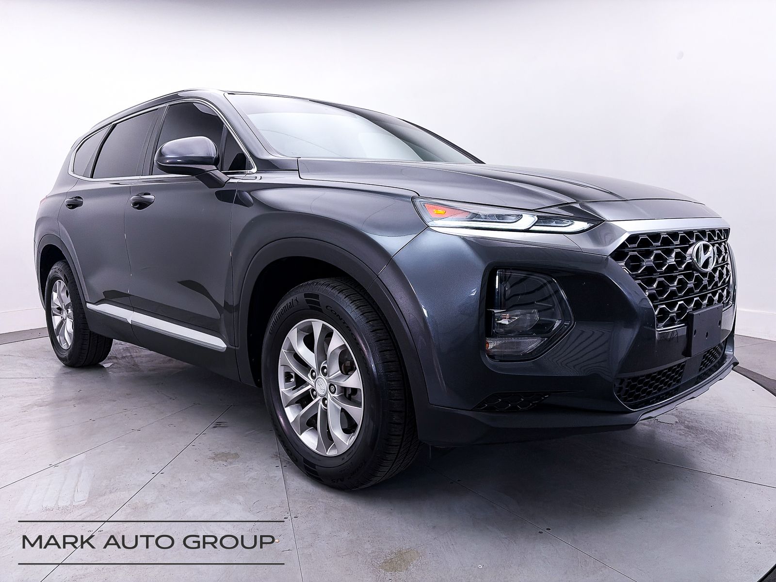 2020 Hyundai Santa Fe SE