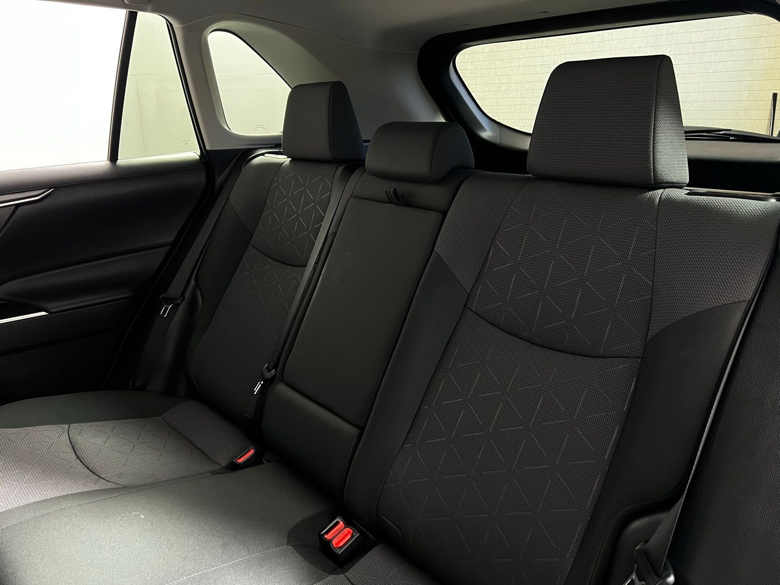 2024 Toyota RAV4 XLE 22