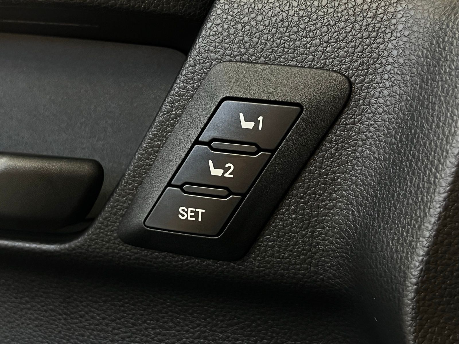 Thumbnail: 2026 Toyota 4Runner - 13