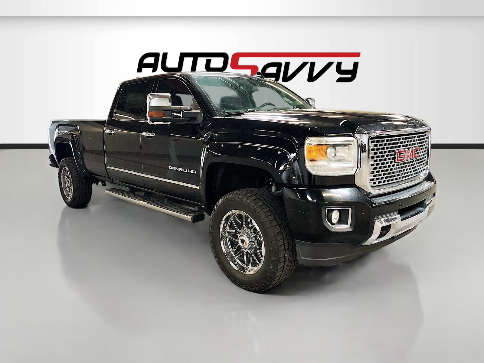 2016 GMC Sierra 4WD Crew Cab Long Box Denali's photo