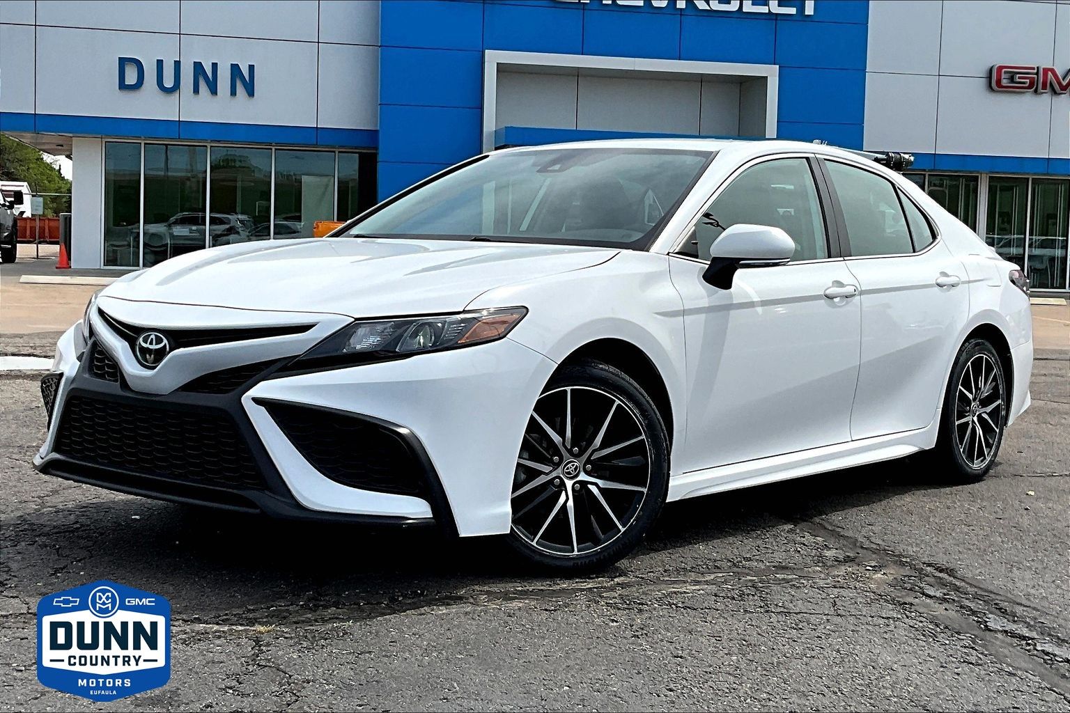 White 2023 Toyota Camry Sedan 8-Speed Automatic