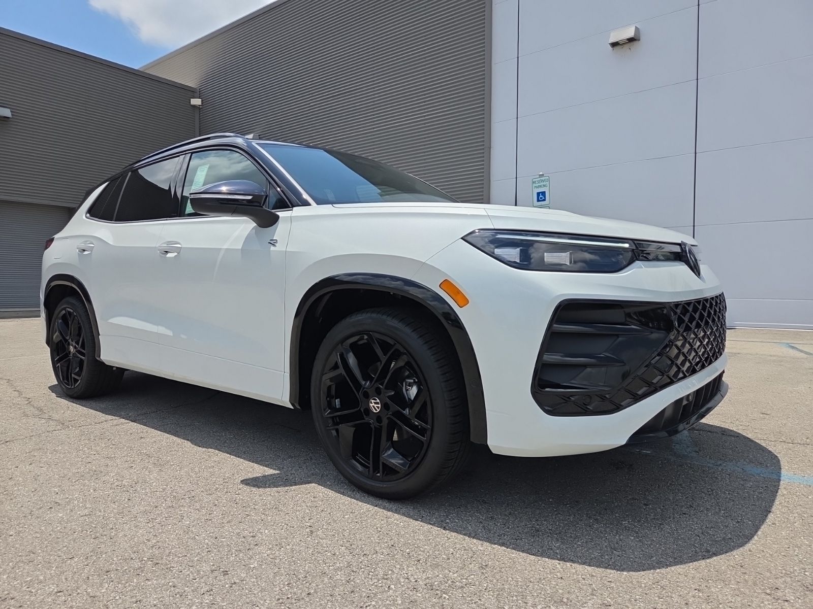 new 2026 Volkswagen Tiguan car, priced at $38,673