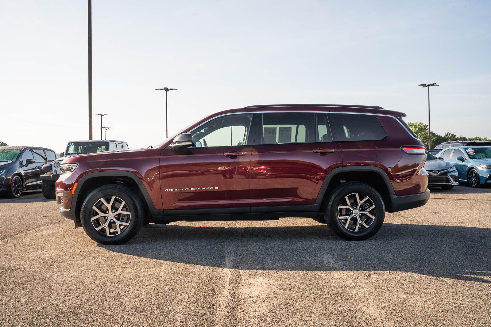 Used 2025 Jeep Grand Cherokee L SUV