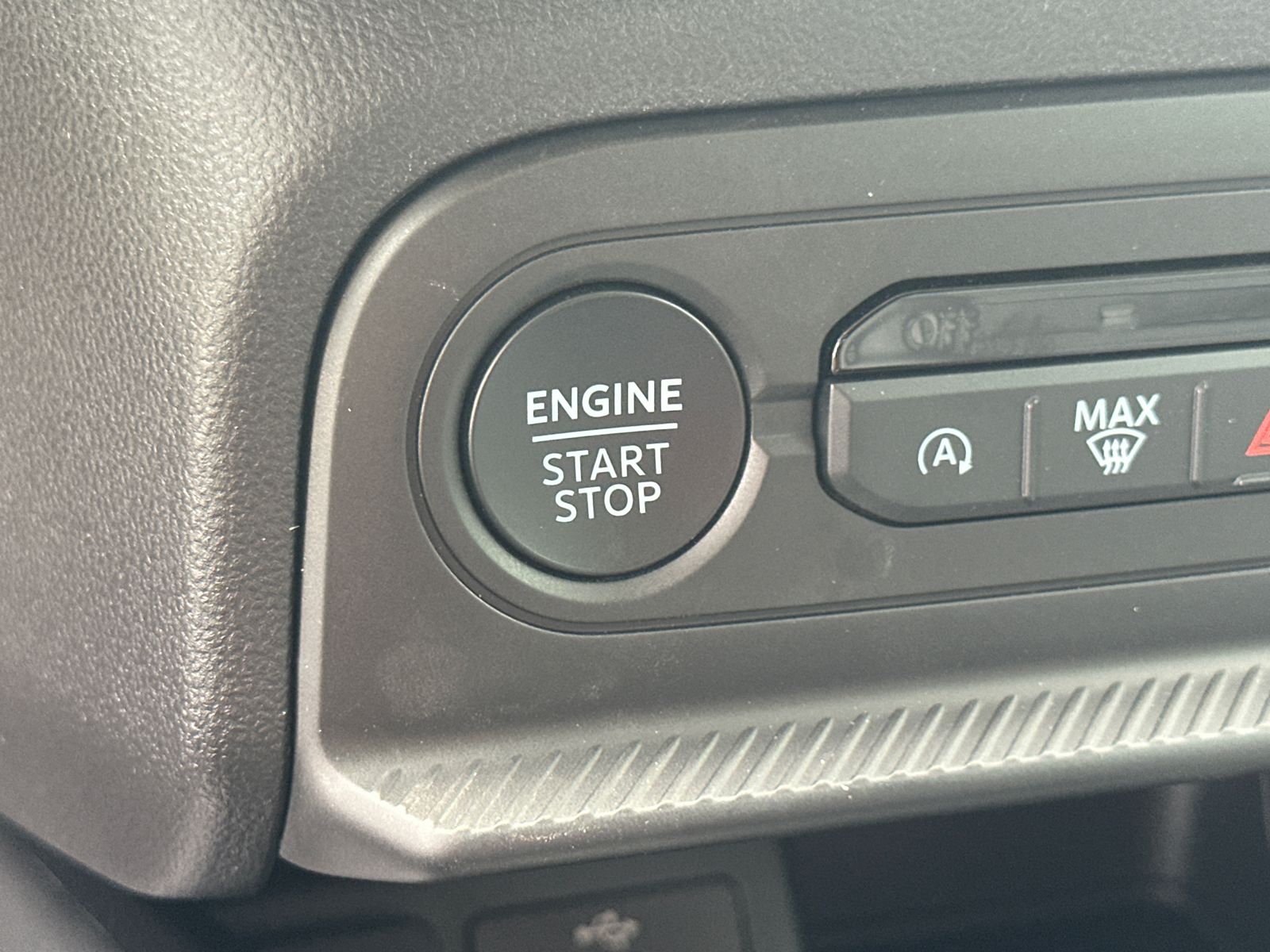 New 2026 Azure Gray Metallic Tri-Coat Ford Badlands® image 30
