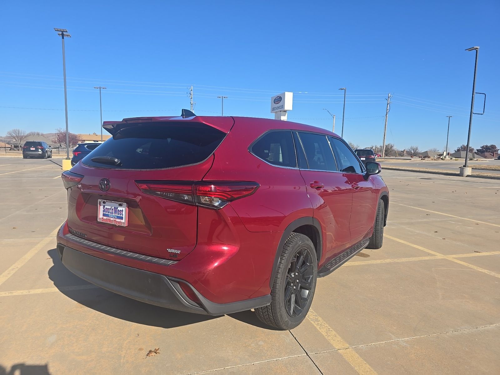 2022 Toyota Highlander LE 6