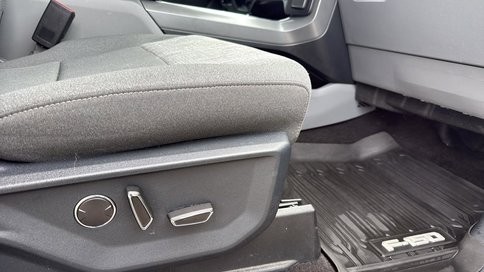 Used Car 2021 Ford F-150  Xlt For Sale Under $35,000 In Austin, Texas