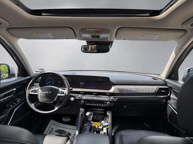 Used 2024 Everlasting Silver Kia SX image 3