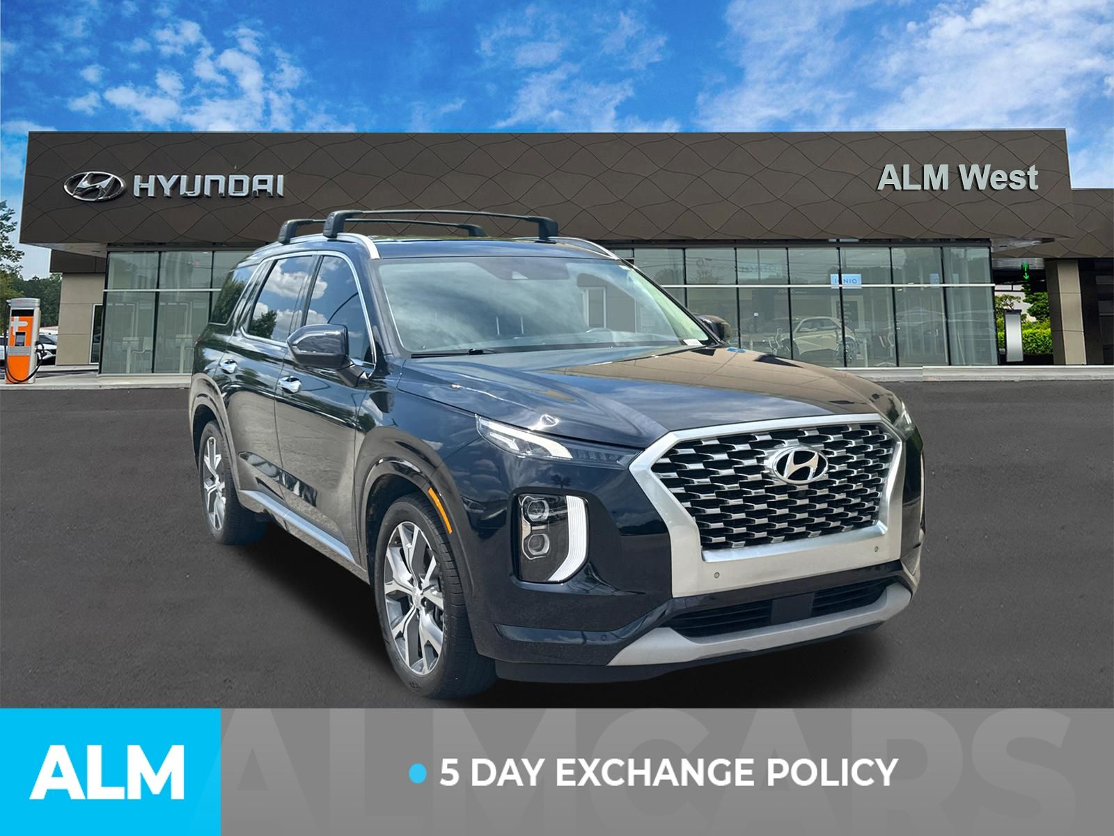 Used 2021 Moonlight Hyundai Limited image 4