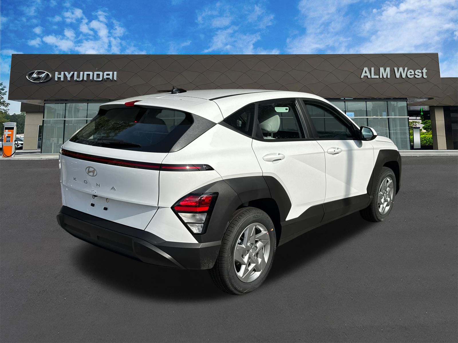 Used 2026 White Hyundai SE image 5