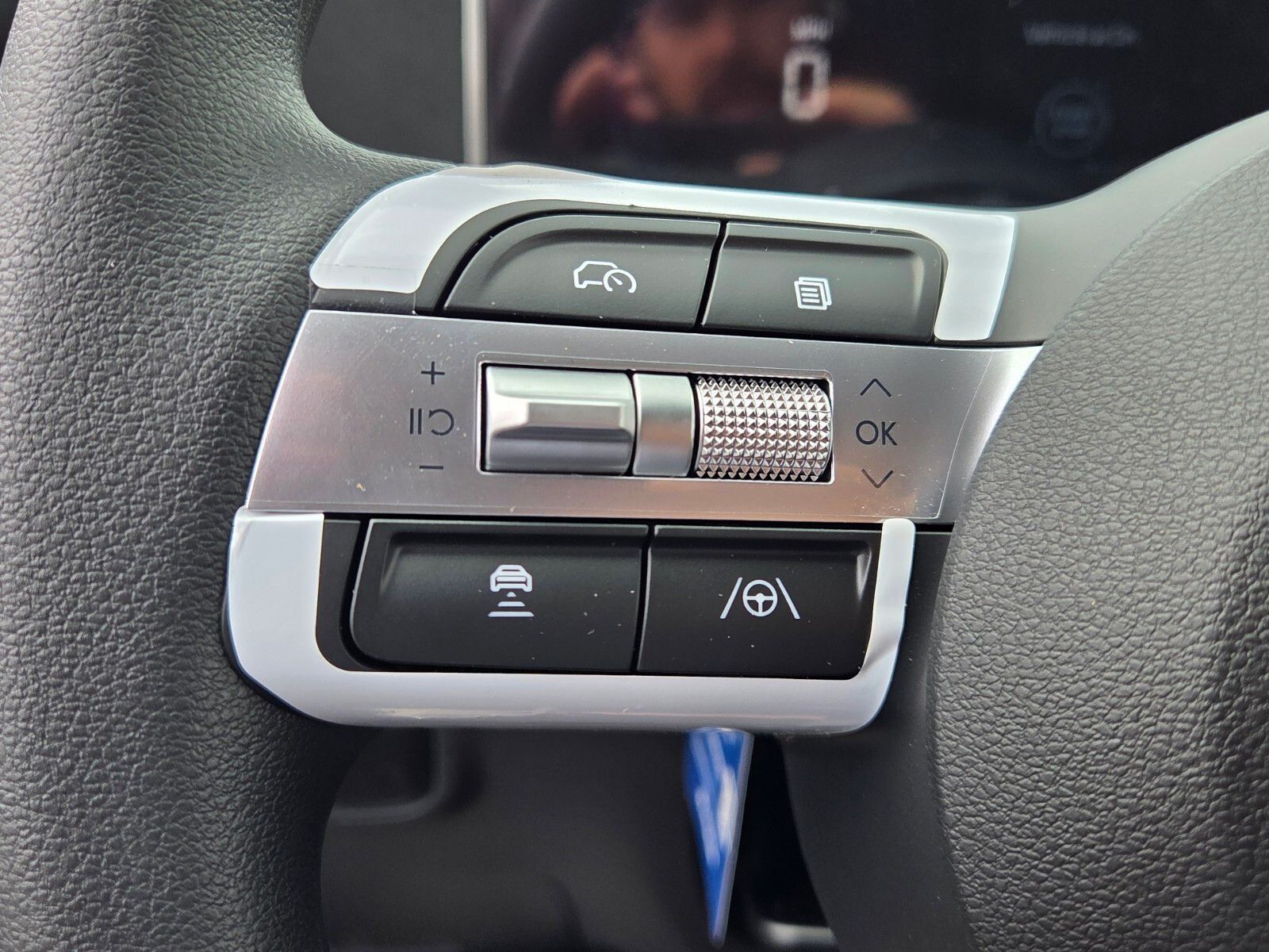 New 2026 Gray HYUNDAI SEL image 22