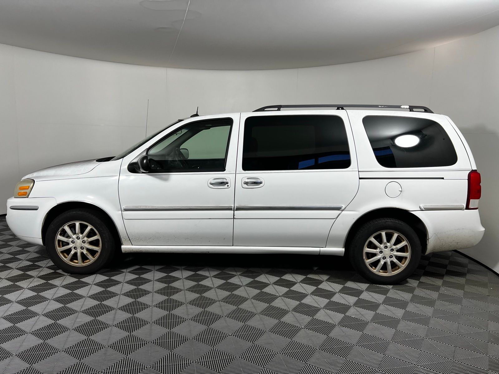 Thumbnail: 2005 Buick Terraza - 7