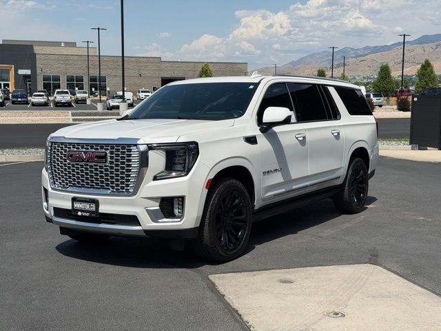 Used 2022 GMC Yukon XL SUV