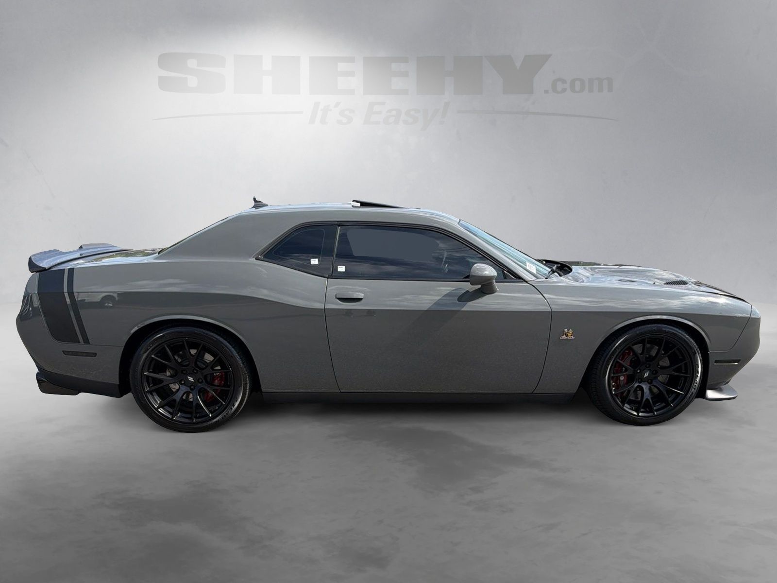 Used 2017 Destroyer Gray Clearcoat Dodge R/T Scat Pack image 8