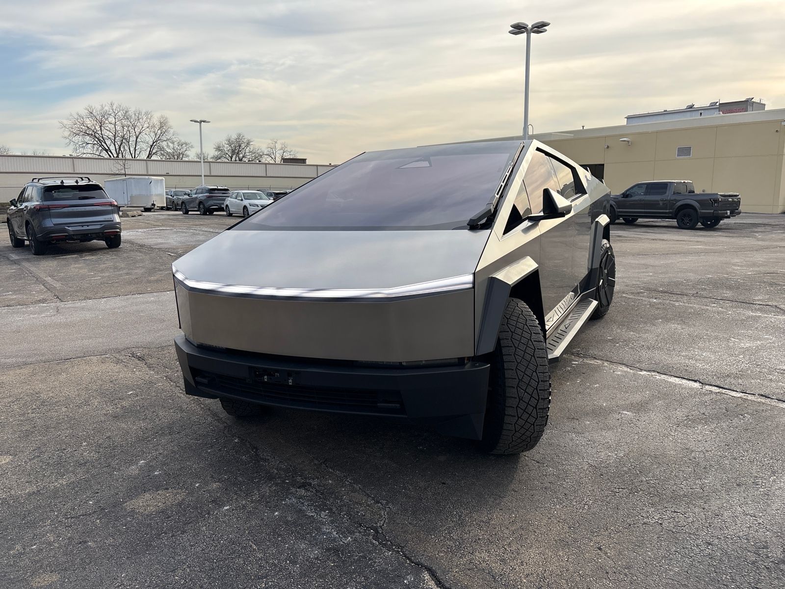 2024 Tesla Cybertruck Crew Cab AWD