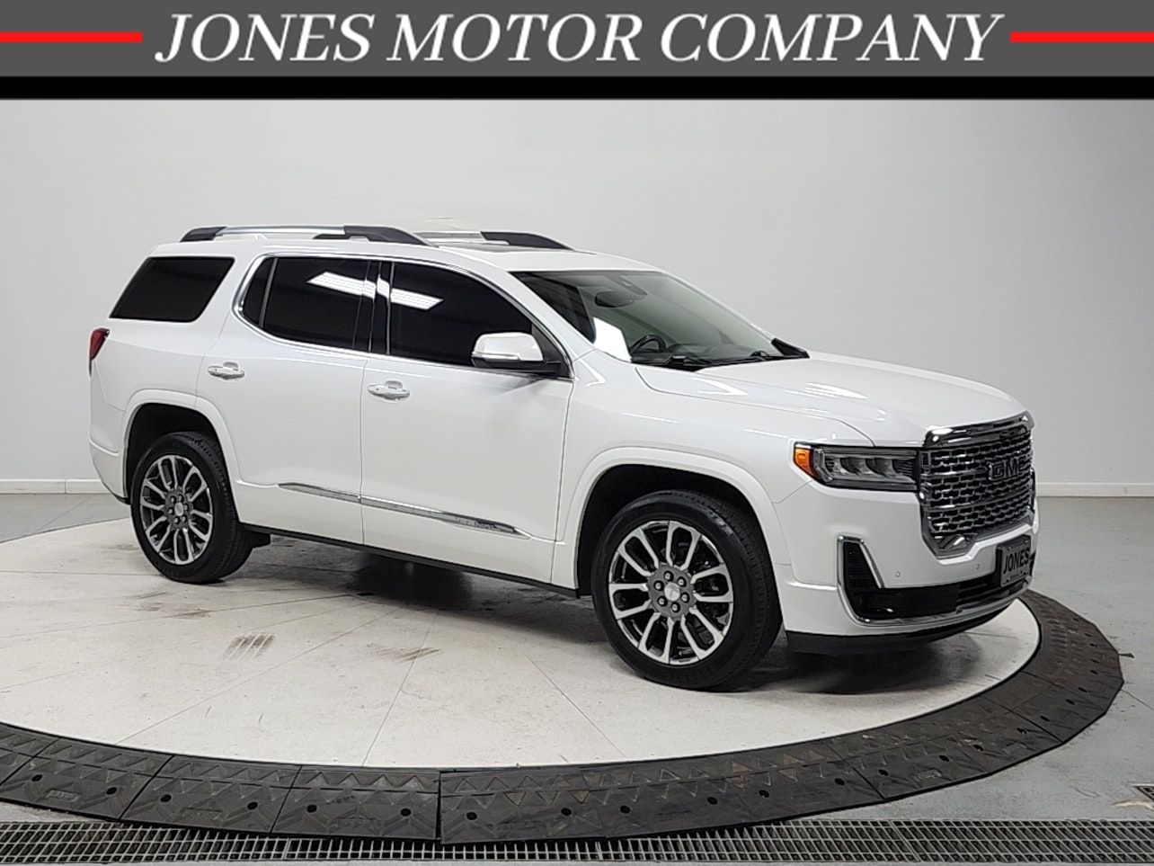 White Frost Tricoat 2022 GMC Acadia Denali FWD SUV / Crossover Front-Wheel Drive 9-Speed Automatic