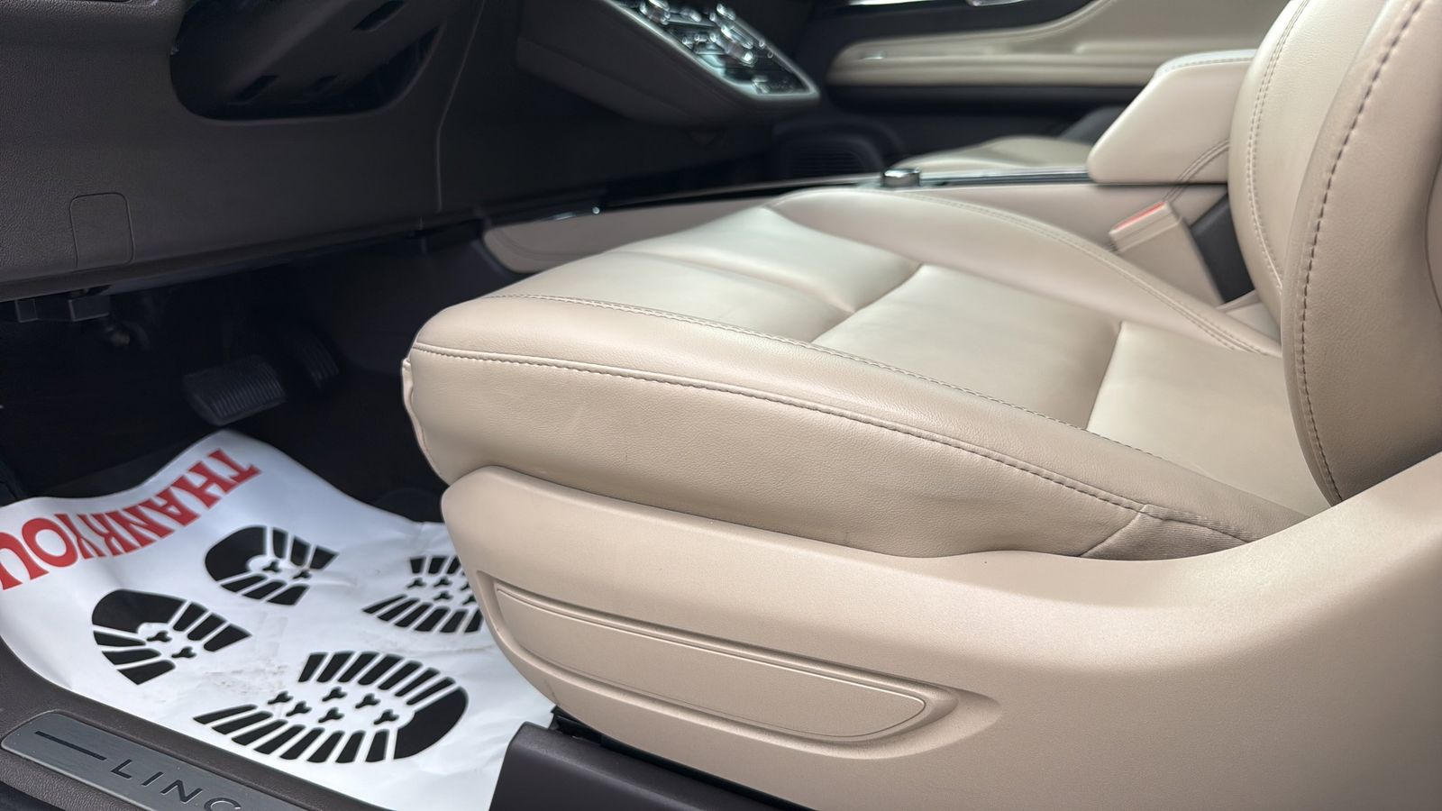 Used Car 2022 Lincoln Corsair  Standard For Sale Under $25,000 In Austin, Texas