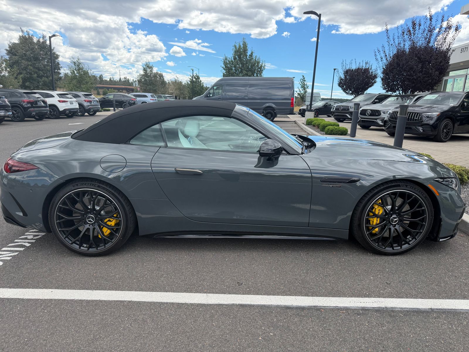 2026 Mercedes-Benz SL-Class SL 63 AMG® — full photo 4 of 12