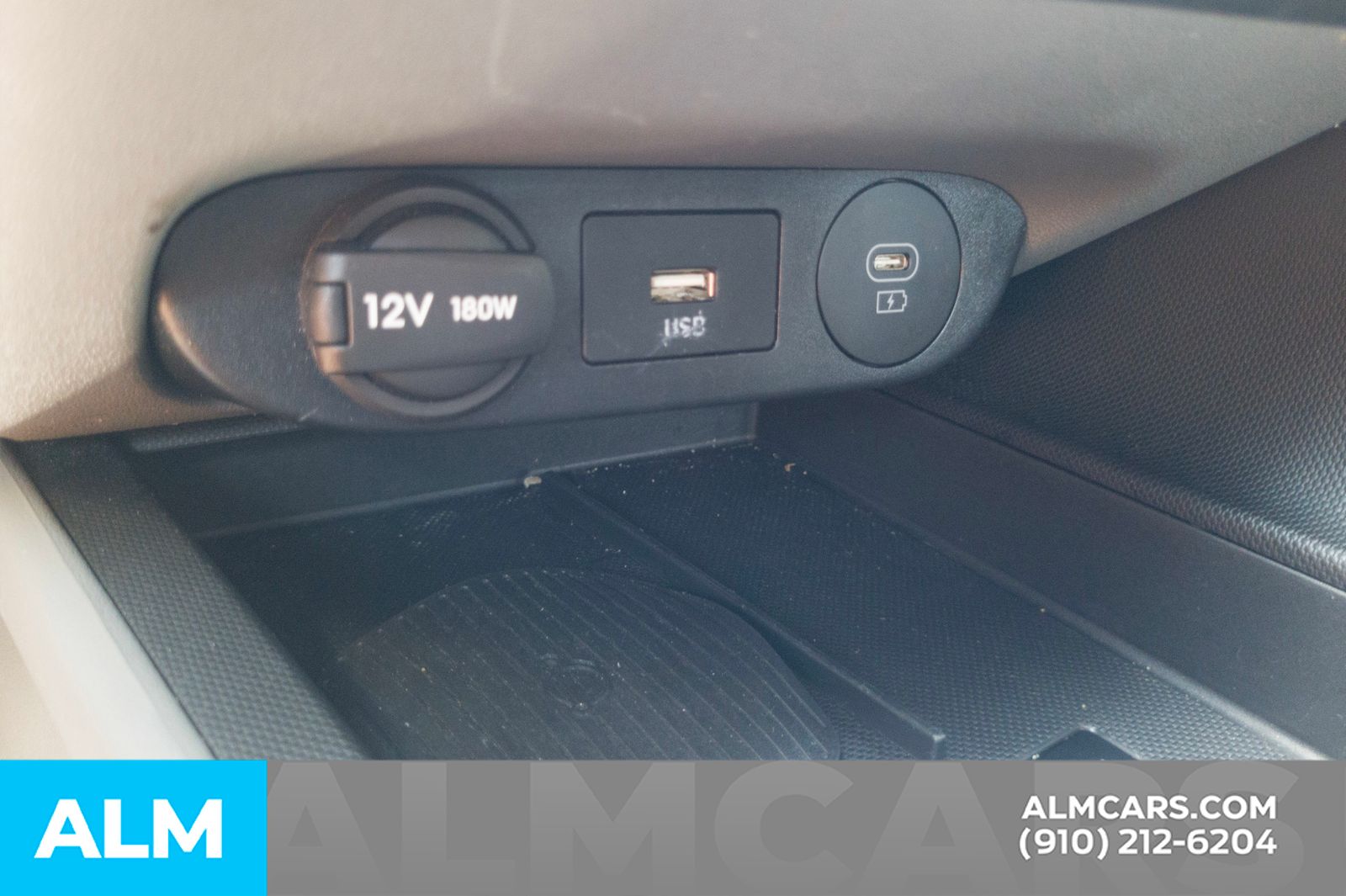 Used 2025 Fluid Metal Hyundai SEL Convenience image 29