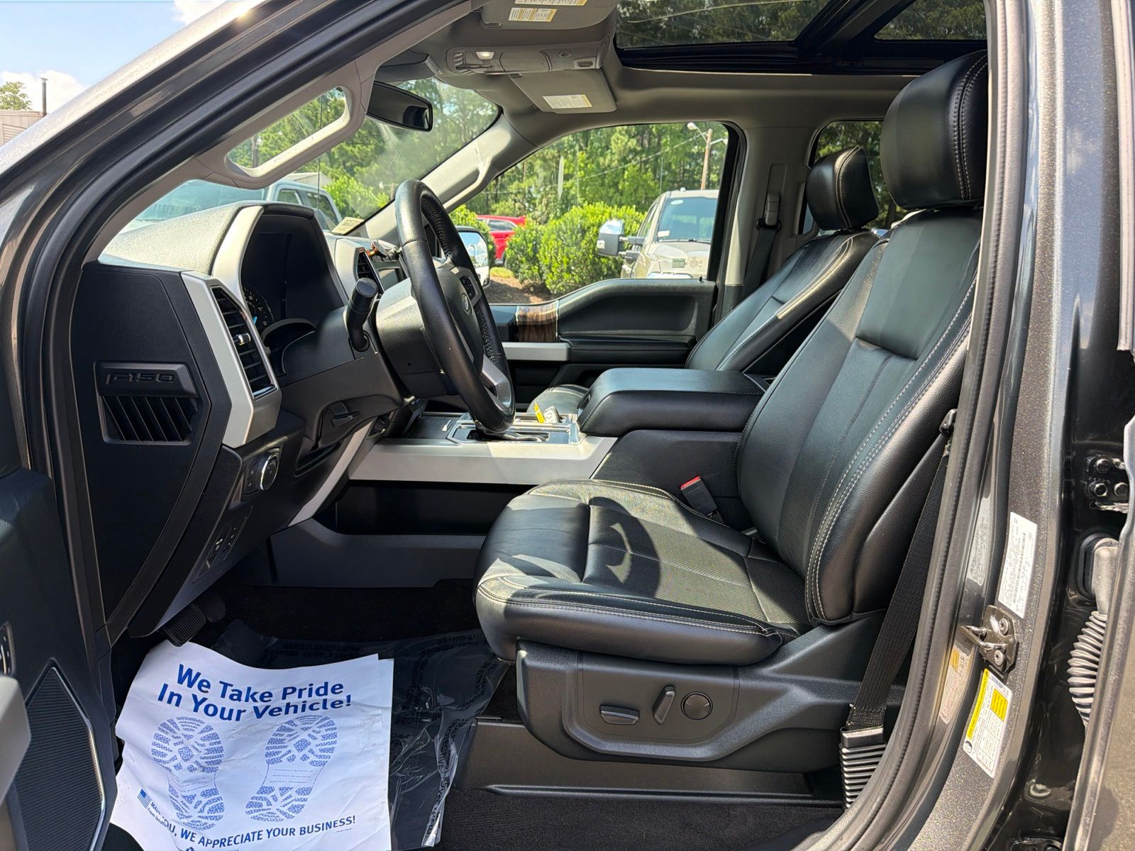 Certified Used 2020 Magnetic Ford Lariat image 9