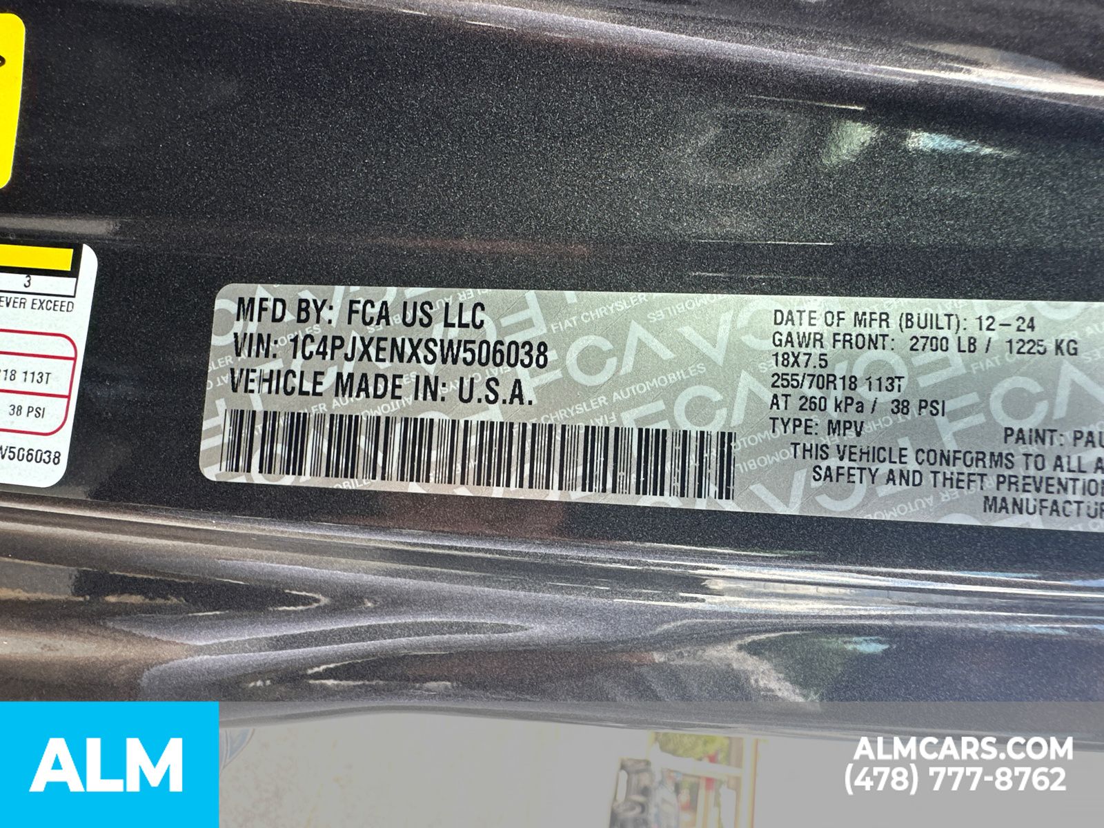 Used 2025 Gray Jeep Sahara image 38