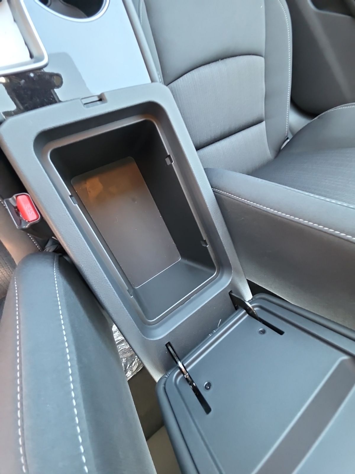 Used 2023  Nissan 2.5 SV image 30