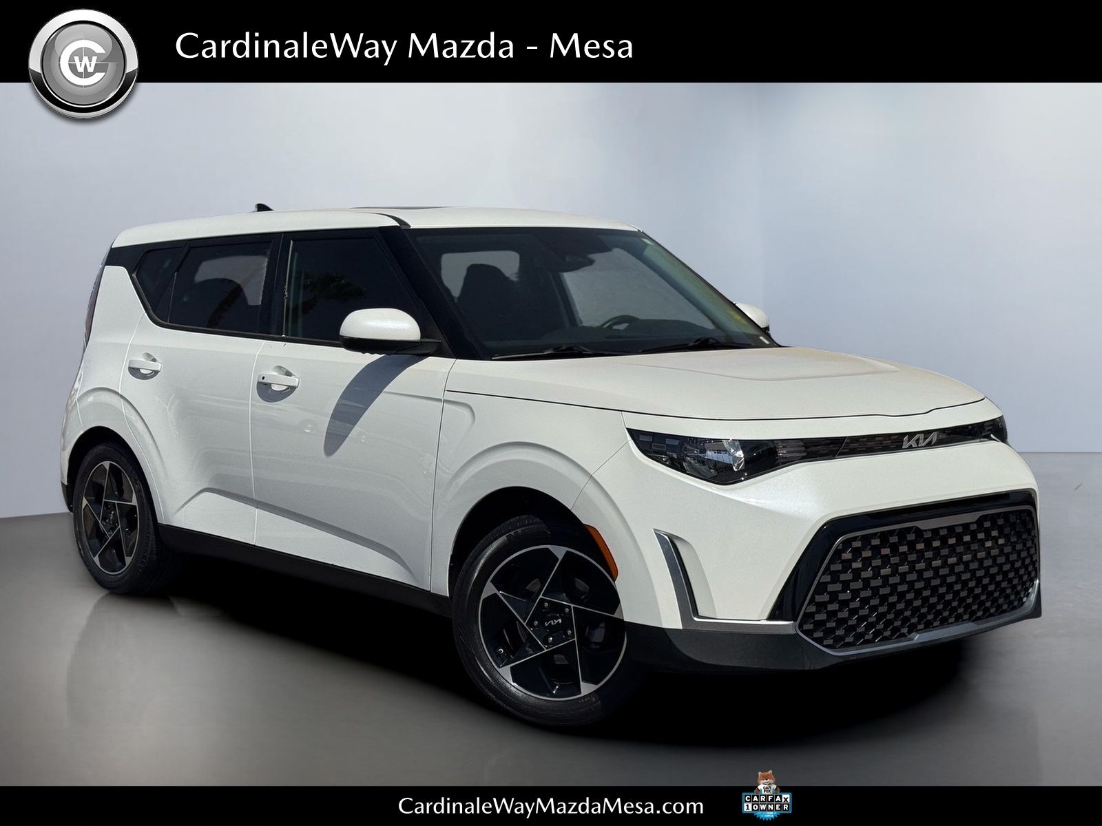 Snow White Pearl 2023 Kia Soul SUV / Crossover Front-Wheel Drive Continuously Variable Transmission