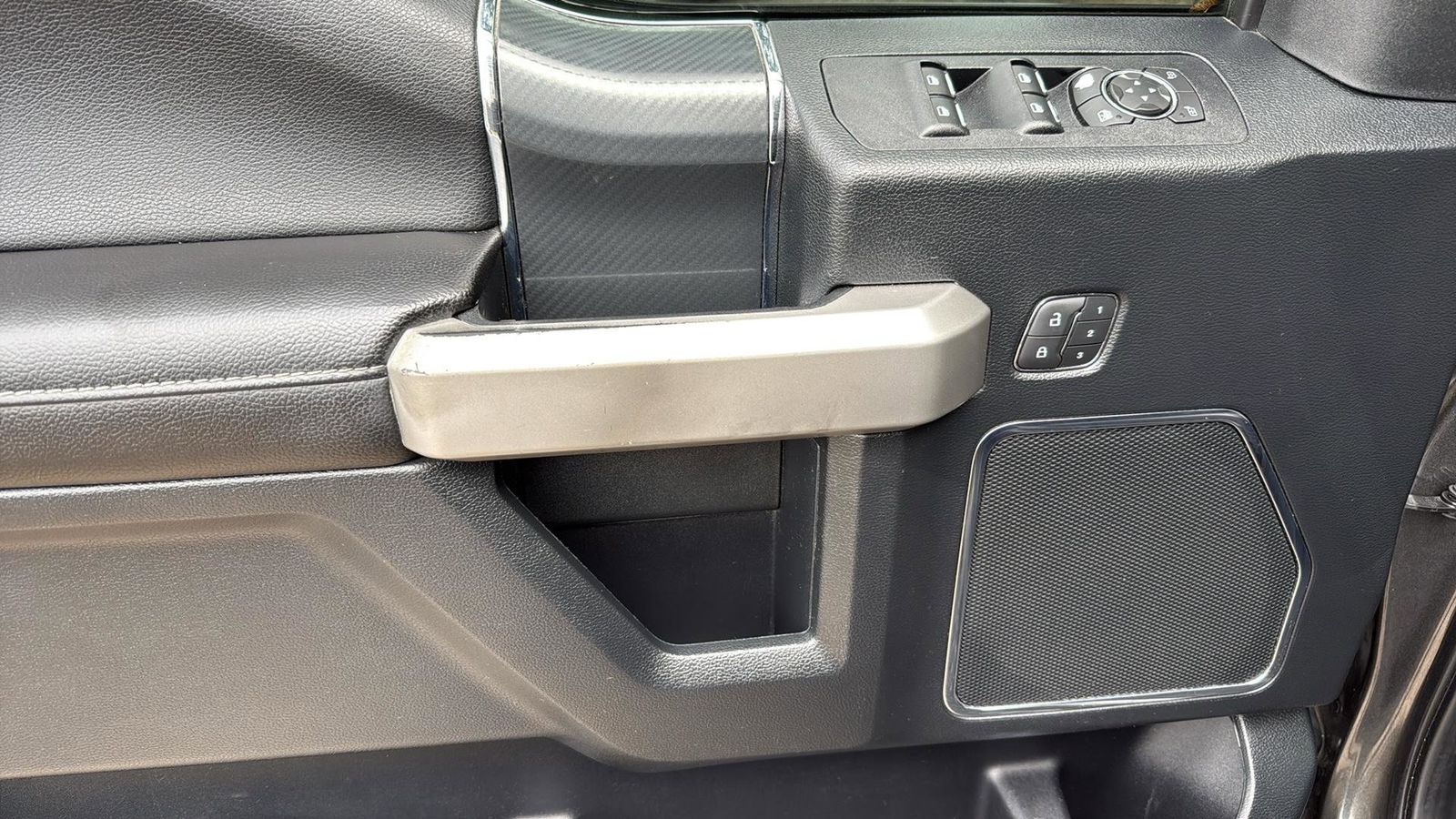 Used Car 2019 Ford F-150  Lariat For Sale Under $35,000 In Austin, Texas