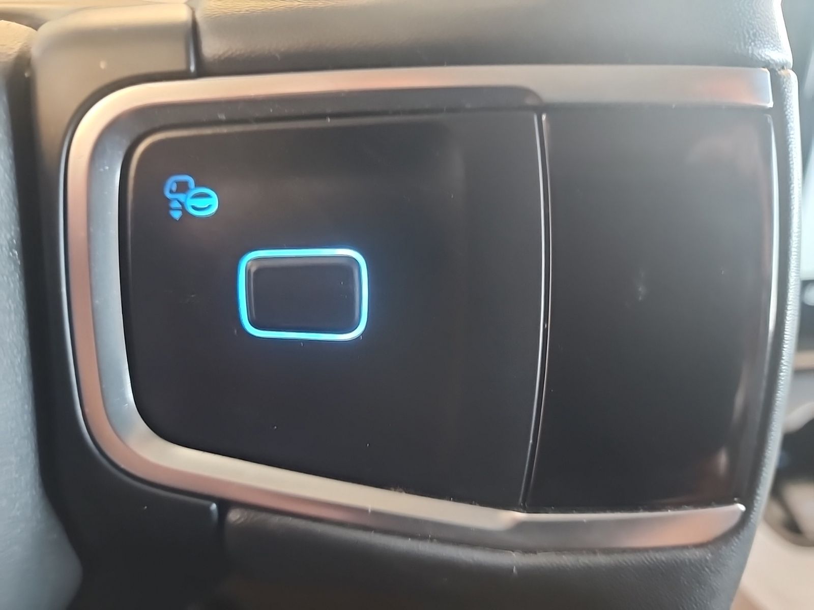 Certified Used 2025 Agate Black Metallic Ford Active image 22