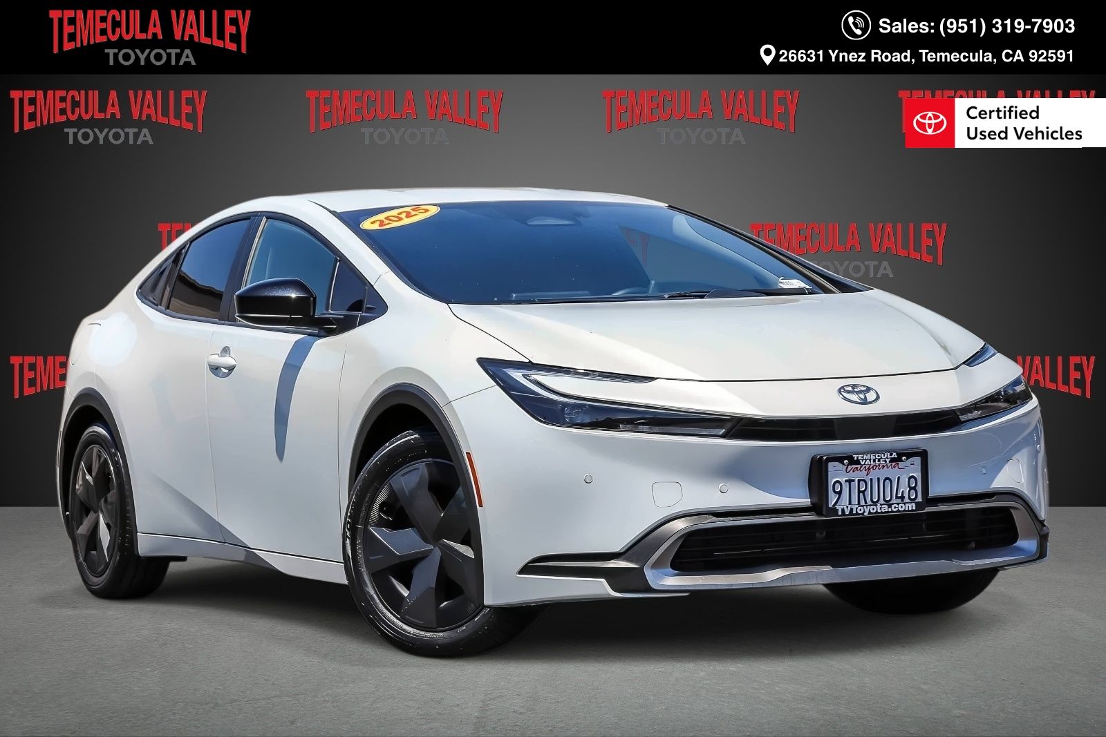 White (Wind Chill Pearl) 2025 Toyota Prius Plug-In Hybrid SE FWD Hatchback Front-Wheel Drive Continuously Variable Transmission
