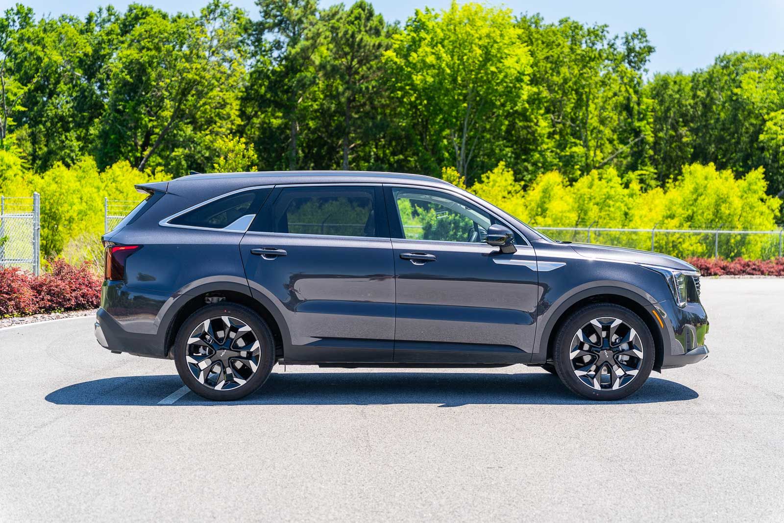 Used 2025 Kia Sorento SUV