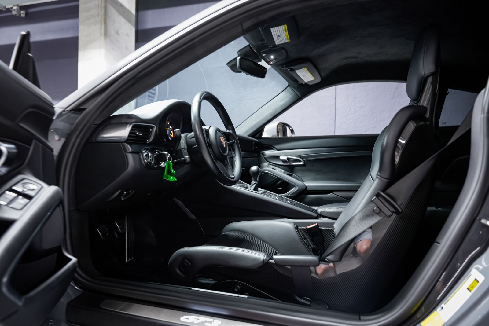2018 Porsche 911 GT3 — photo 20