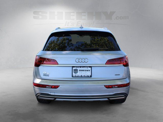 Used 2025  Audi 40 Premium Plus image 14