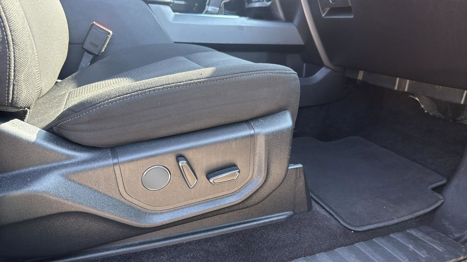 Used Car 2017 Ford F-150  Xlt For Sale Under $20,000 In Austin, Texas